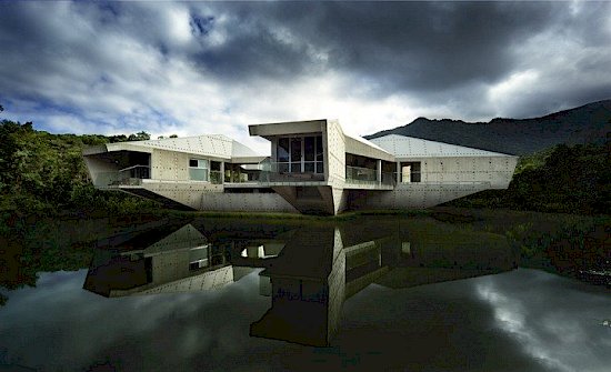 The Stamp House (Charles Wright Architects)